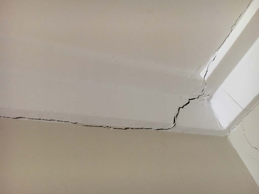 You Ve Got Wall Cracks What Can You Do About Them Building